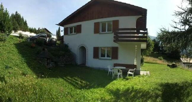 Garten und Sitzplatz