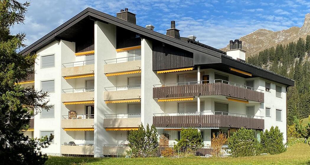 Hausansicht hinten Sommer Haus C Web