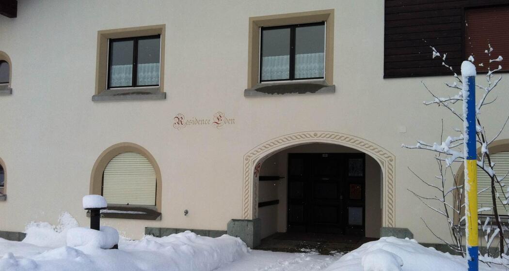 Hauseingang, Résidence Eden