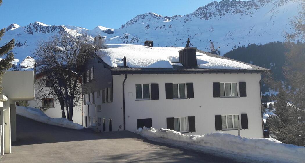 Zugang zum Haus Tgamona