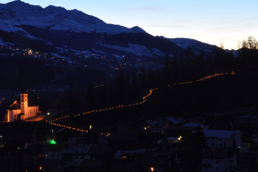 Lichterweg zum Jahresausklang in Ruschein (gdl_574357779_image)