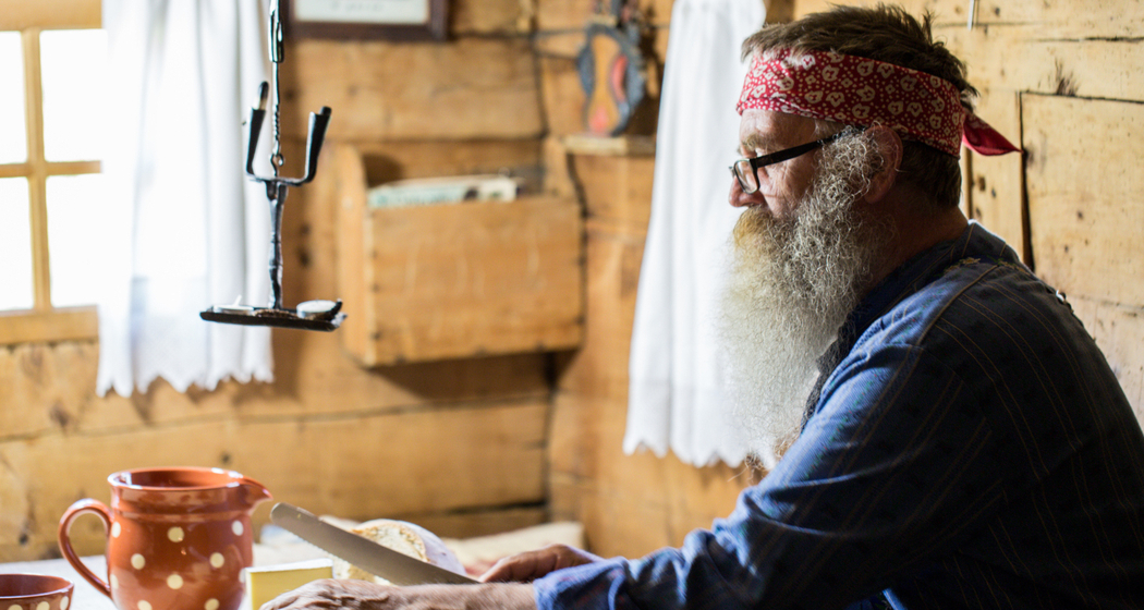 Tegia Rasuz - Grossvater kocht in Brigels (gdl_606361034_image)