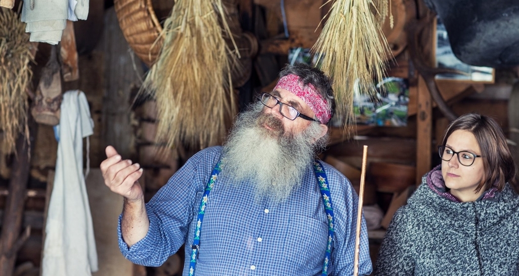 Tegia Rasuz - Grossvater kocht in Brigels (gdl_654385449_image)