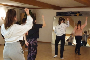 Roundabout (gdl_669959948_image)