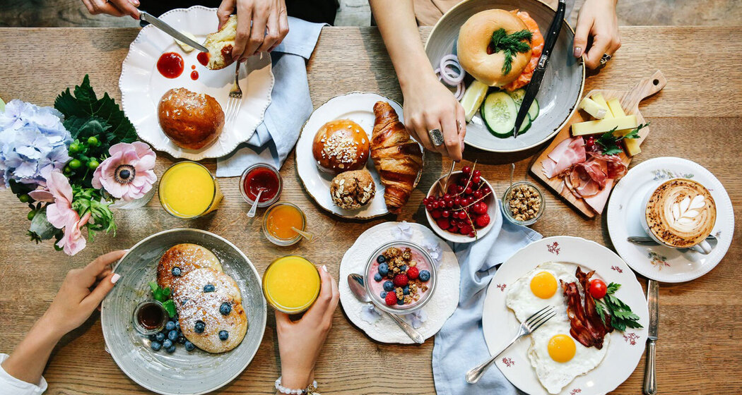 Oster Brunch at the Lodge (gdl_703431349_image)