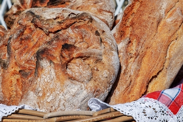 Wood-fired bread sales (gdl_726699228_image)