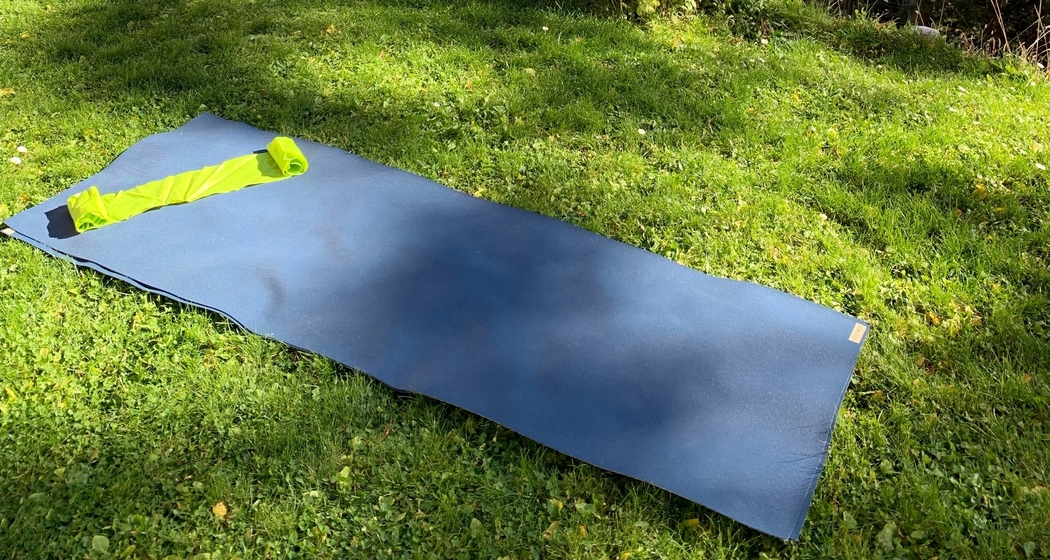 Yoga (gdl_726958652_image)