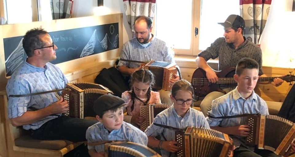 "Langa Fritig" mit Musik in Tschiertschen (gdl_732367334_image)