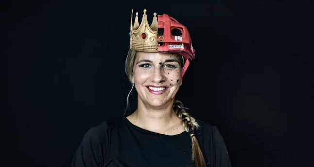 BikerQueen (gdl_743430172_image)