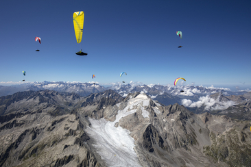 Parapendio Disentis Open (gdl_753871095_image)