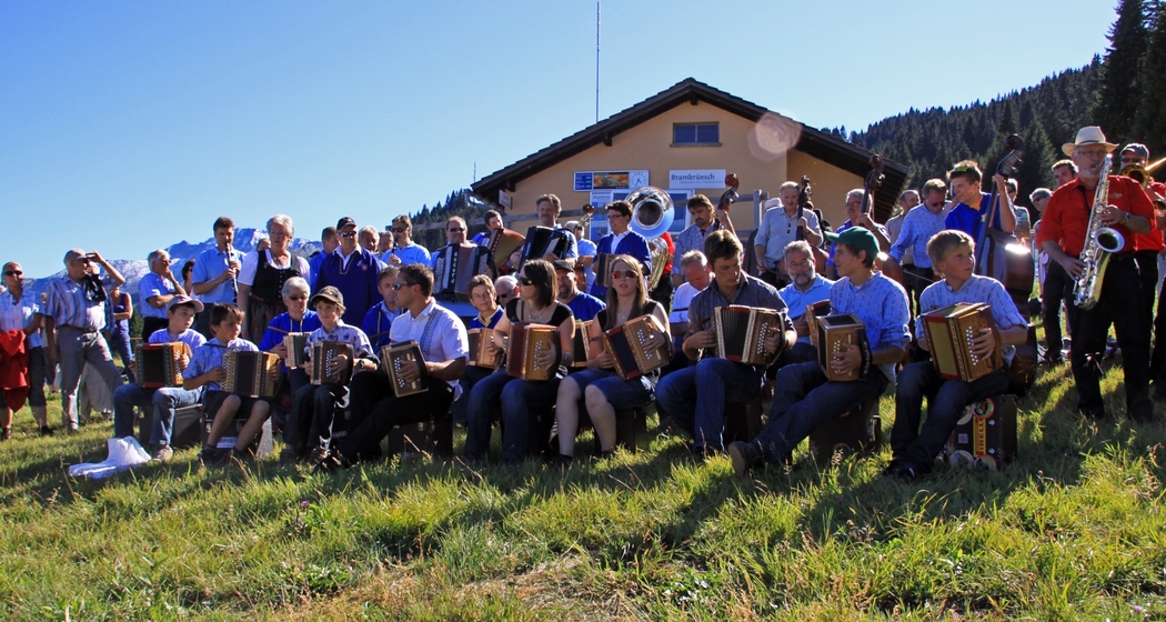 Musik für alle, Volksmusikfest auf Brambrüesch (gdl_767995117_image)