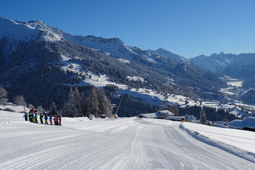 Saisonstart Skilifte Pany und St. Antönien (gdl_771230989_image)