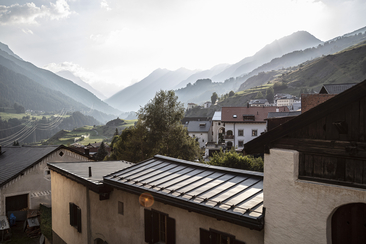 A journey through time - guided tour of the village of Ardez (gdl_778513779_image)