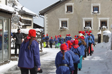 Chalandamarz à La Punt (gdl_785483823_image)