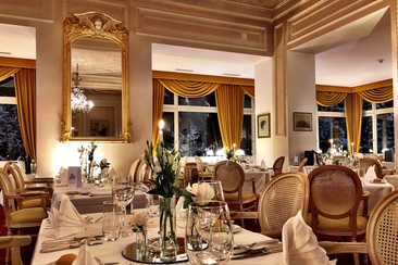 5-course Christmas Eve dinner (gdl_787440295_image)