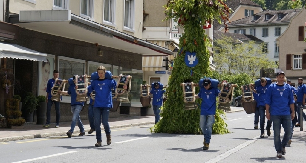 Der Bad Ragazer Maibär-Brauch (gdl_787690216_image)