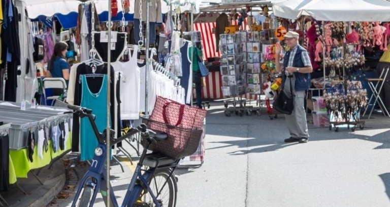 Ilanzer Warenmarkt (gdl_793275852_image)