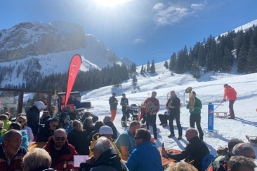"Hüttengaudi" im Waldstafel-Hock in Tschiertschen (gdl_794478938_image)