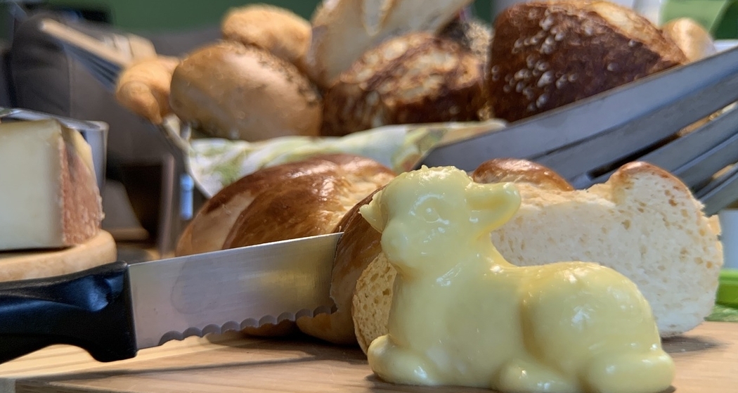 Osterbrunch und Eier bemalen für Kinder (gdl_800833915_image)
