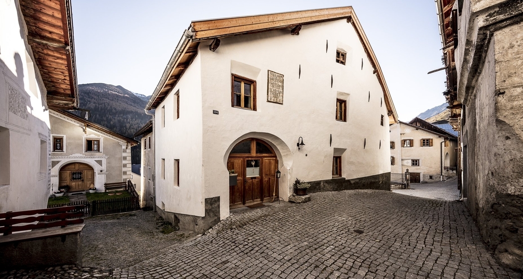 Eine Reise durch die Zeiten: Dorfführung Ardez (gdl_810642009_image)