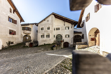 Dorfführung Guarda (gdl_810859556_image)