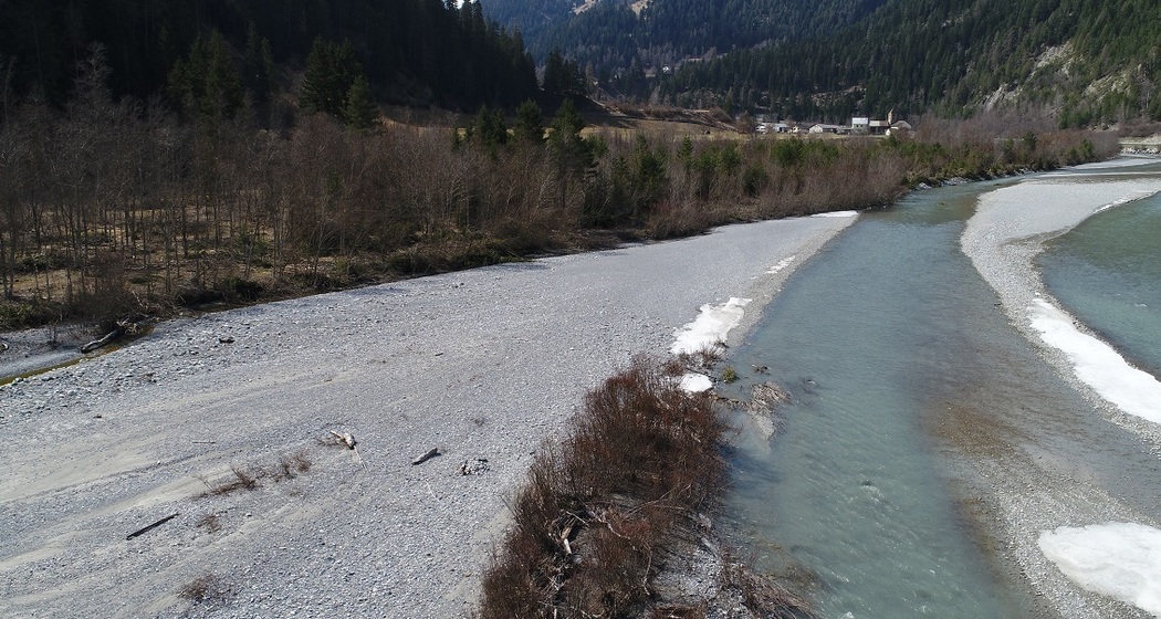 Wassererlebnis am Inn bei Strada (gdl_810859692_image)