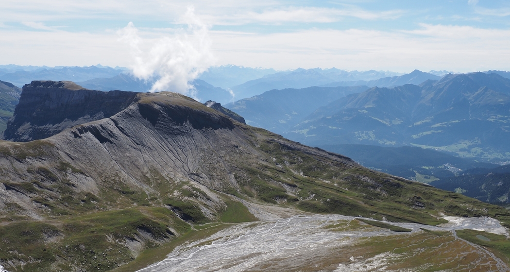 Wanderung zum Piz Segnas, dem Dreitausender. (gdl_810929646_image)