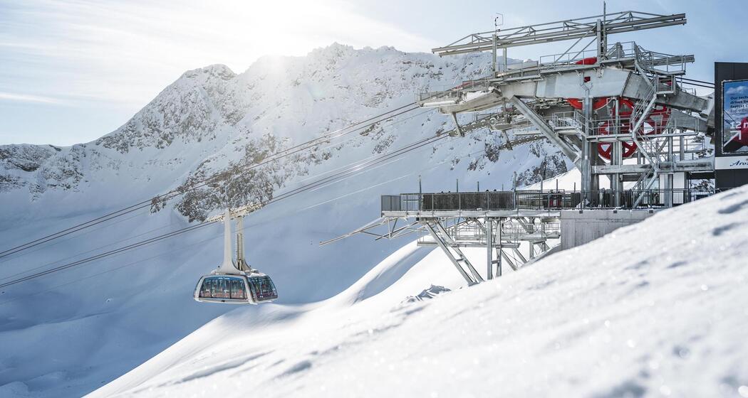 Blick hinter die Kulissen (gdl_839981639_image)