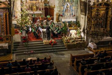 Weihnachtskonzert der Uniaun da musica Lantsch (gdl_839982044_image)