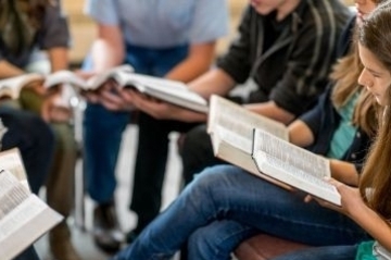 Bibel-Teilen (gdl_841945659_image)