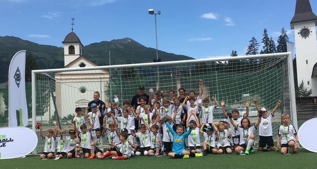 Fohlen Fussballschule (gdl_854123435_image)