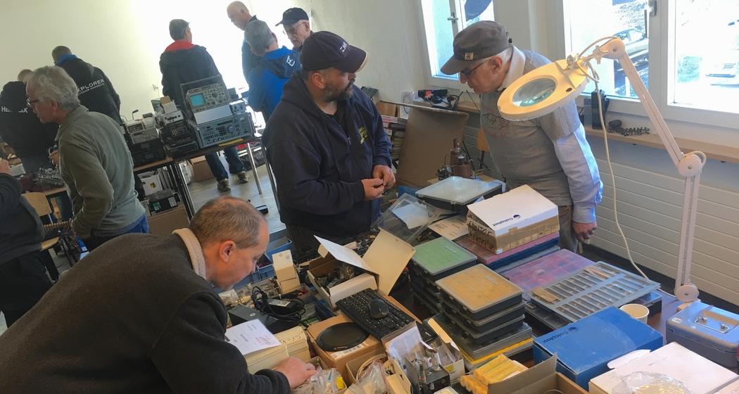 Funkartikel-Börse (gdl_855933994_image)