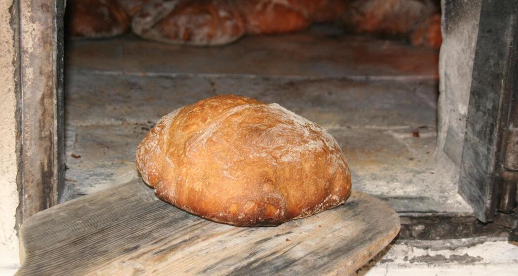Brotbacken in Salouf (gdl_860274628_image)