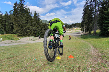 Spitzkehren Kurs mit Epic (gdl_863988798_image)