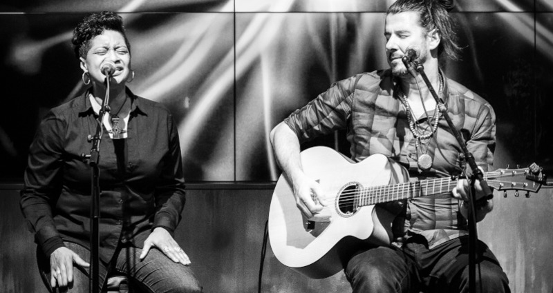 fANNtastic vibes "Peter Finc und Freda Goodlett" in Waltensburg (gdl_865921196_image)