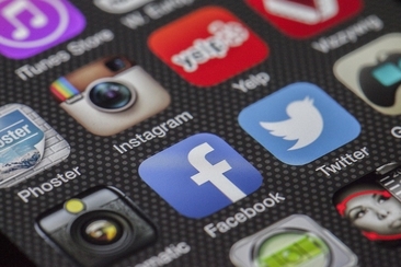 AKTIV AB 60 - Digital-Café (gdl_872145053_image)