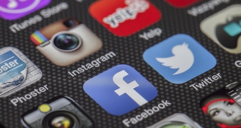 AKTIV AB 60 - Digital-Café (gdl_872145053_image)