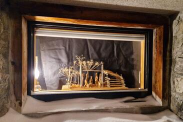 Adventsfenster in Bivio (gdl_883499895_image)