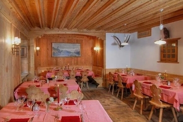 Seniorenmittagessen (gdl_890674155_image)