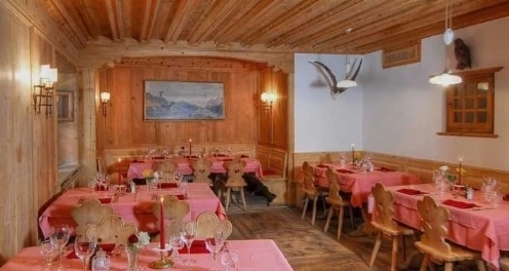 Seniorenmittagessen (gdl_890674155_image)