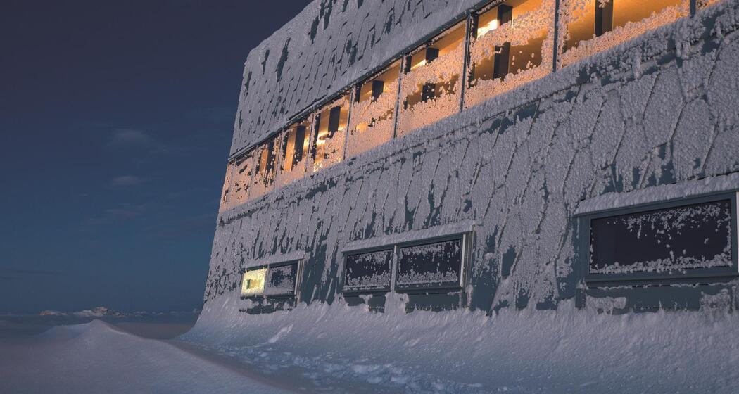 Silvester auf dem Weisshorngipfel (gdl_894062907_image)