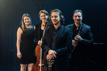 Pippo Pollina & kammermusikalisches Quartett "La vita è bella così com'è" (gdl_895213650_image)