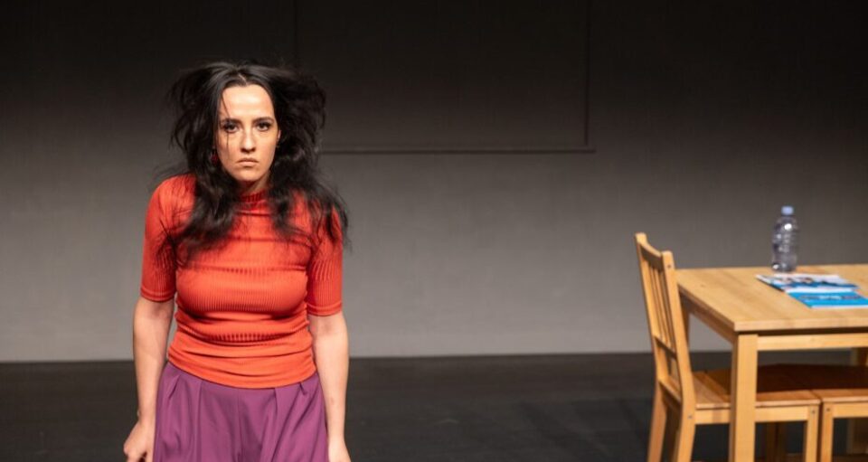 Fünf Uhr morgens / П'ята ранку / الخامسة فجرا (gdl_895396741_image)