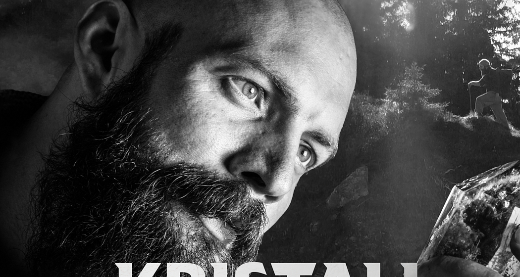 KristallWanderungen als Weg zum Selbs (gdl_895776988_image)