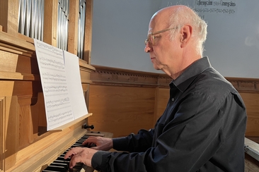 Concert at the end of the year (gdl_896715957_image)