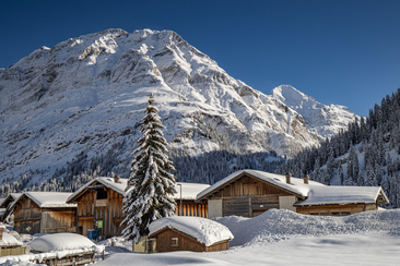 Festtags-Apéro im Rheinwald - Nufenen (gdl_897969264_image)