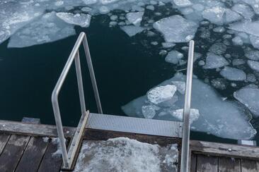 Eisbadi Auszeit (gdl_899304943_image)