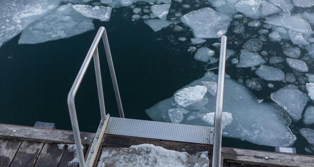Eisbadi Auszeit (gdl_899304943_image)