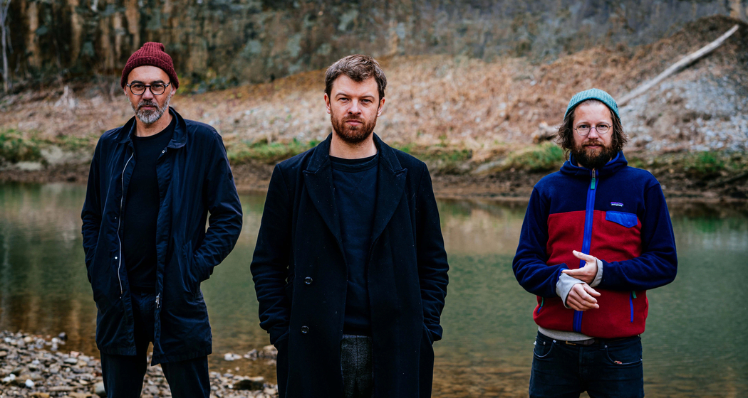 COLIN VALLON TRIO · Samares (gdl_899593348_image)