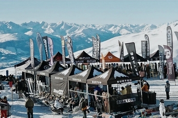 Try Days LAAX by Snowboard Box (gdl_899783988_image)